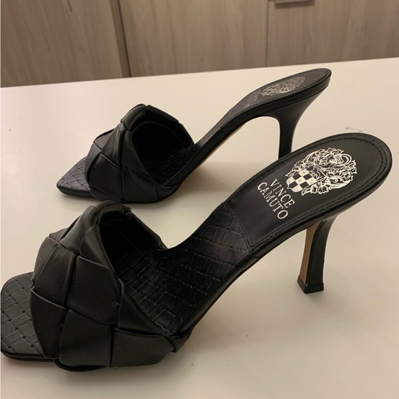 Vince Camuto black faux leather mule sandals - Picture 1 of 4
